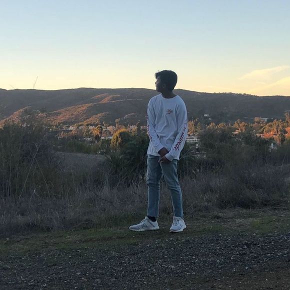 Meet your Posher, Pj - Picture 1 of 1